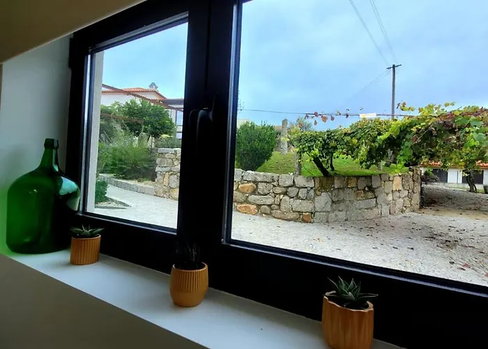 Quinta Do Rio Фермерский дом *