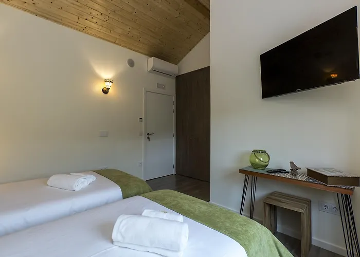 Quinta Do Rio Фермерский дом Фафи